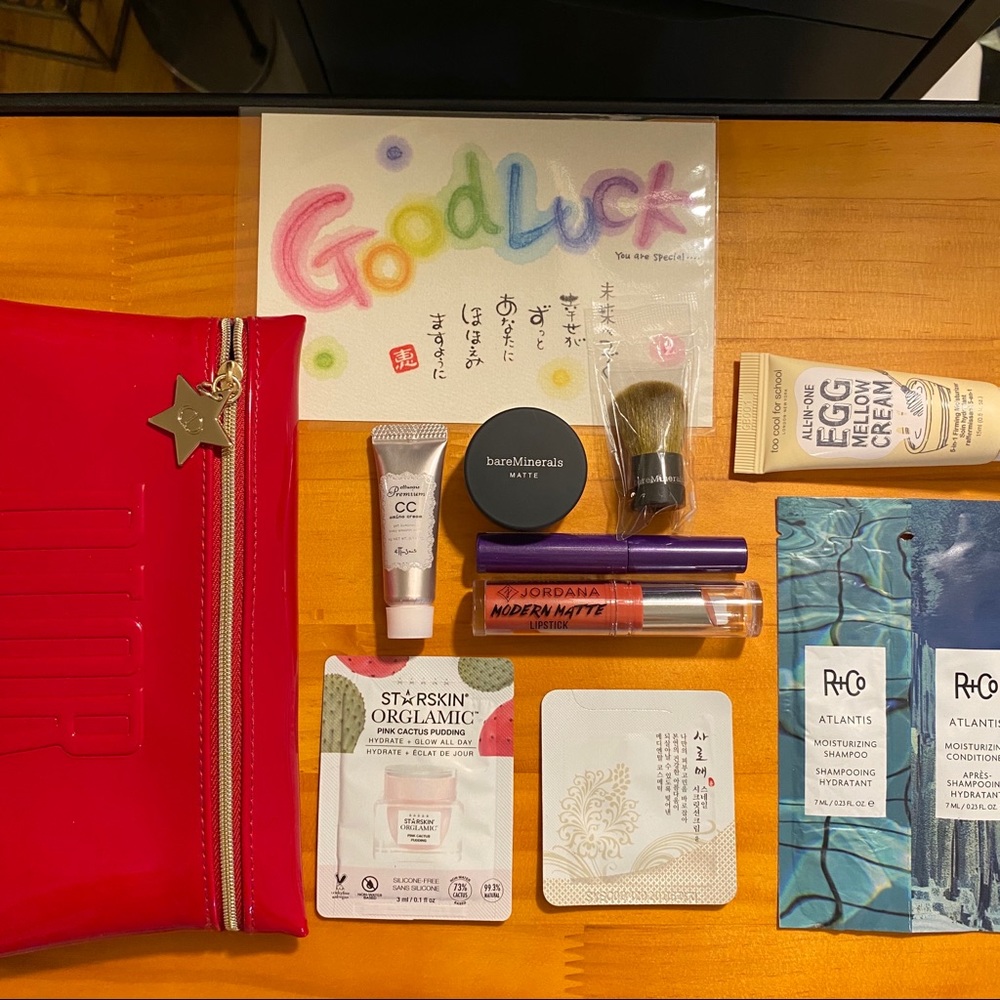 Makeup Sample Set